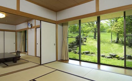 お食事なしの素泊まりプラン(グリーン・シーズン)