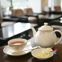 เวลาน้ำชาที่เลานจ์