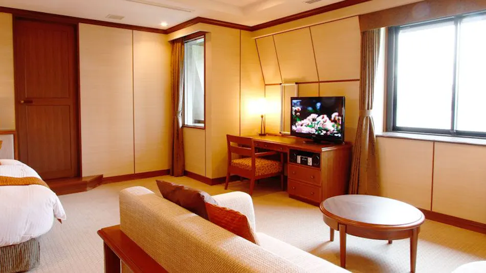 Odakyu Hotel de Yama