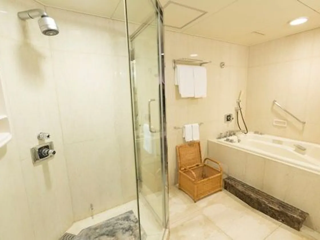 独立シャワーブース
