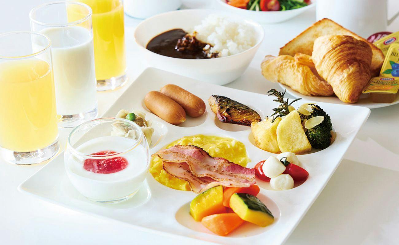 朝食ビュッフェ　イメージ