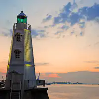 Mercusuar Sakai Lama