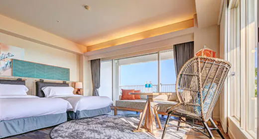 Premium Corner Ocean Room