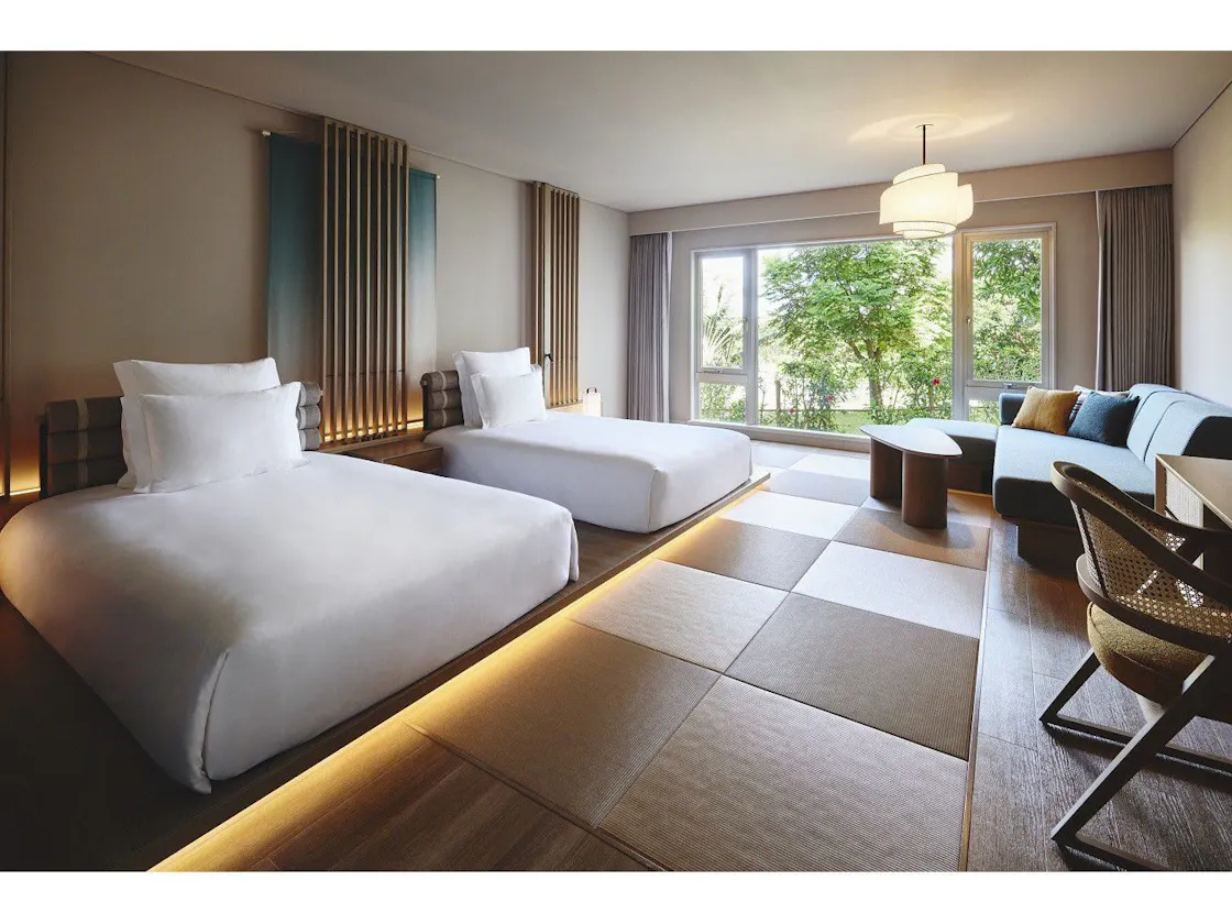 Deluxe Coral Twin Room