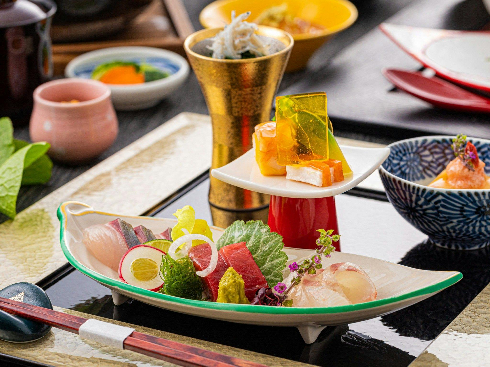 【スタンダード 】季節の和食会席付き＜夕朝食付＞