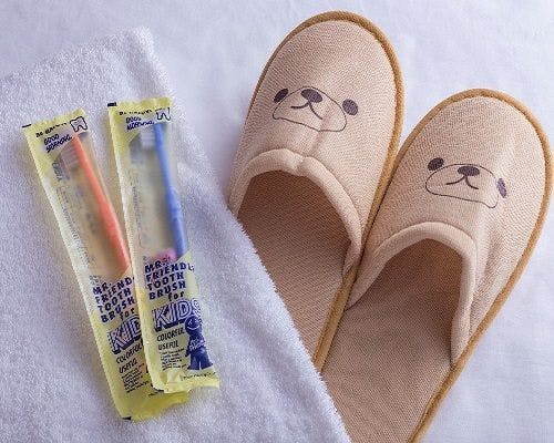 子供用スリッパ・ハブラシ