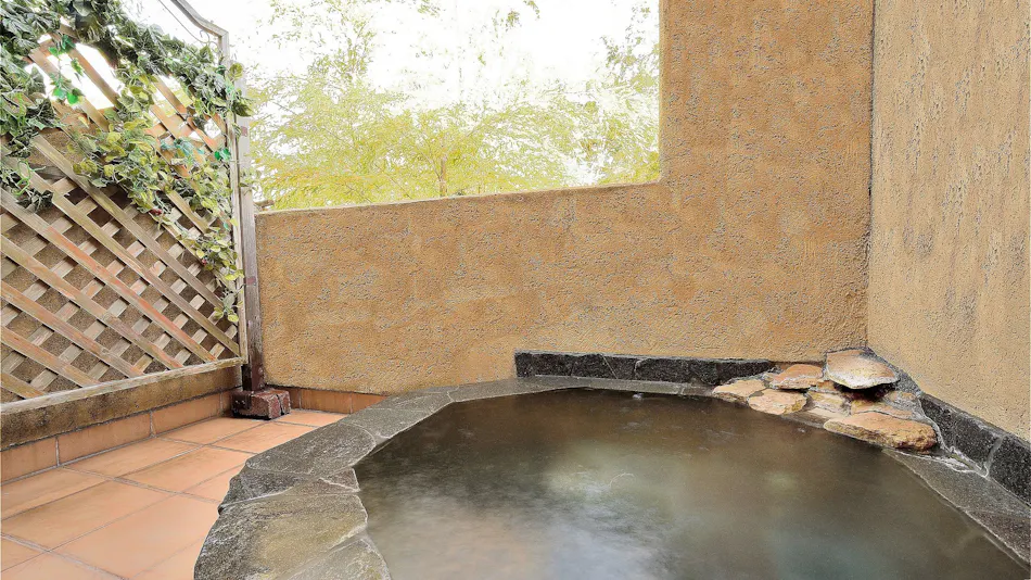 Izu Kogen Pet-Friendly Inn with Open-Air Baths in Every Room - Bettei Ishi no Ie