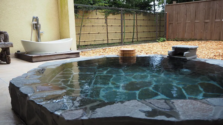 Izu Kogen Pet-Friendly Inn with Open-Air Baths in Every Room - Bettei Ishi no Ie