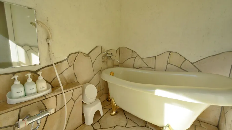 Izu Kogen Pet-Friendly Inn with Open-Air Baths in Every Room - Bettei Ishi no Ie
