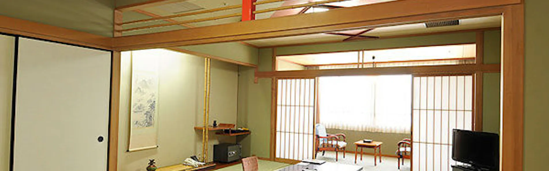 にっしょうかん新館 梅松鶴