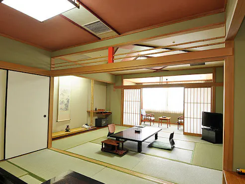 ห้องสไตล์ญี่ปุ่น 10 เสื่อทาทามิ + 6 เสื่อทาทามิ สองห้องที่เชื่อมต่อกัน