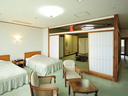 ◆ห้องสไตล์ญี่ปุ่นและตะวันตก (10 เสื่อทาทามิ + เตียงคู่)