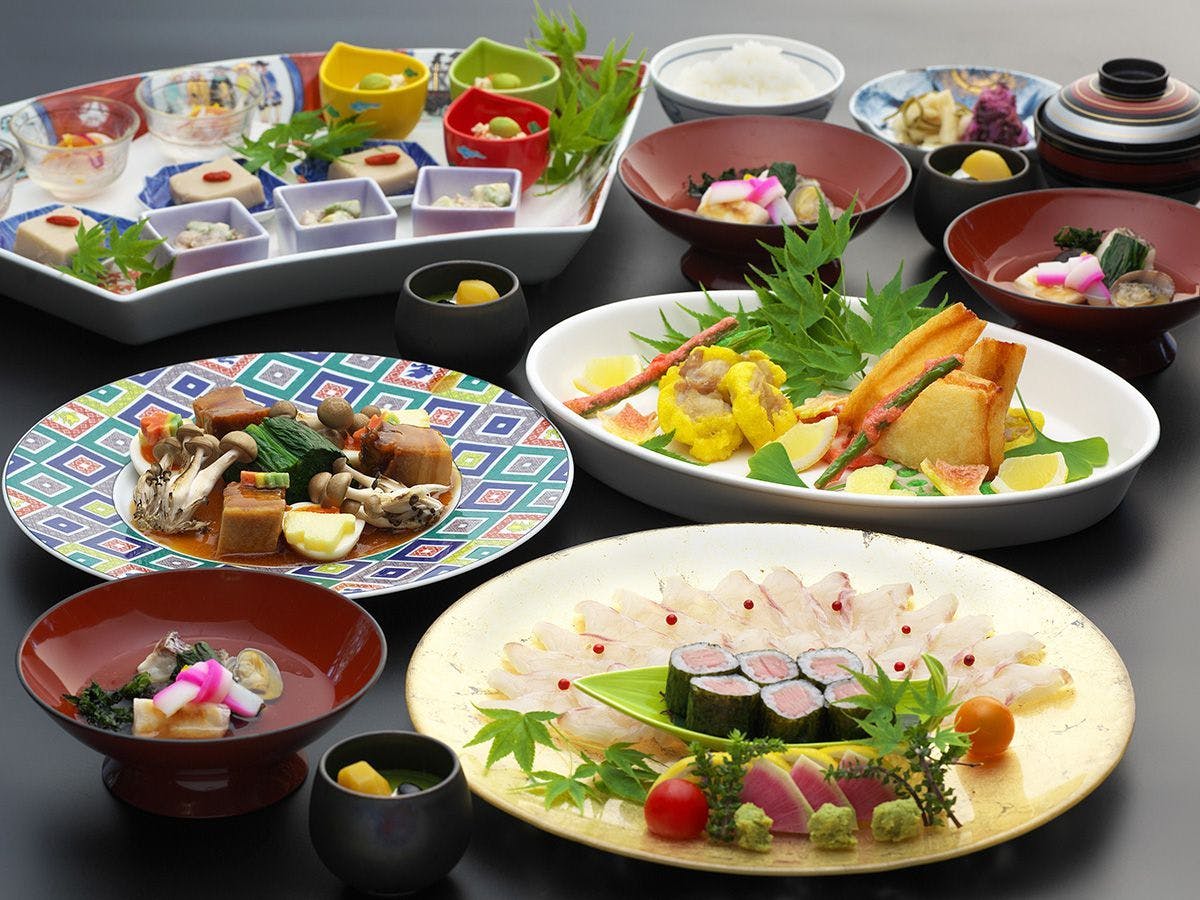 にっしょうかん新館　梅松鶴