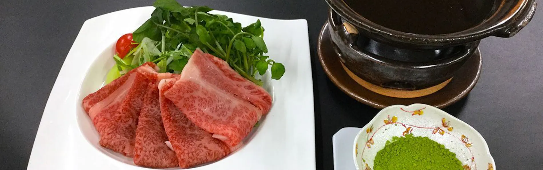 にっしょうかん新館 梅松鶴