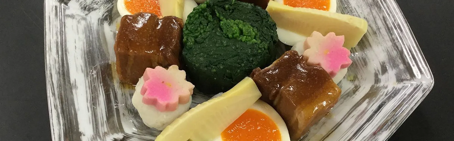 にっしょうかん新館 梅松鶴