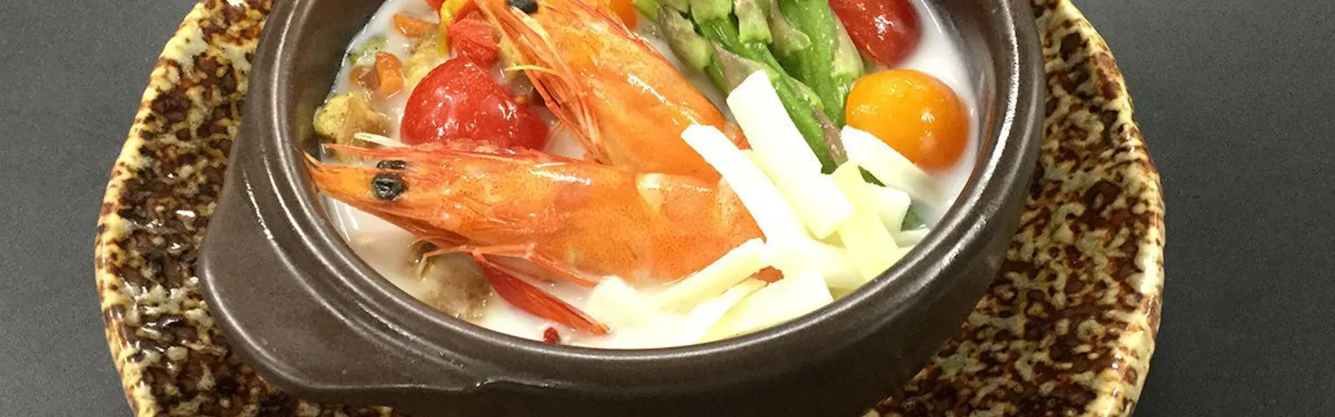 にっしょうかん新館 梅松鶴