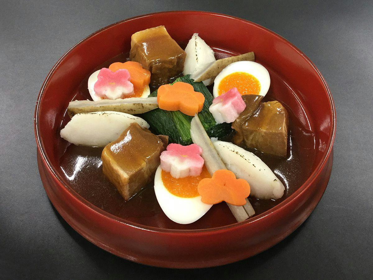 にっしょうかん新館　梅松鶴