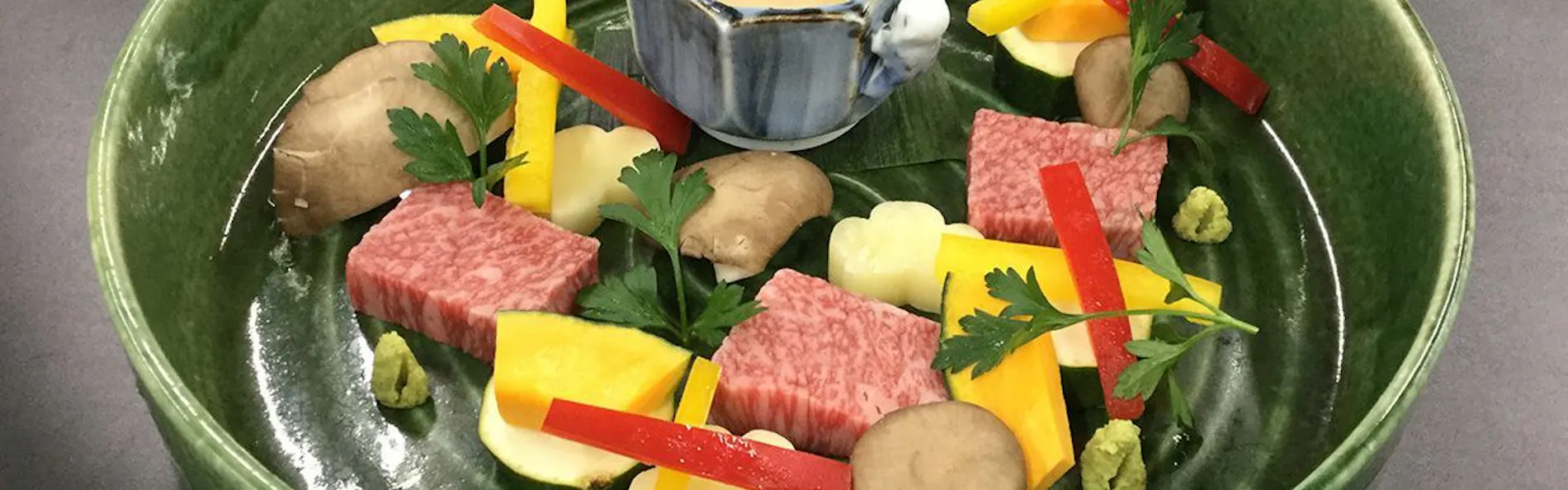 にっしょうかん新館 梅松鶴