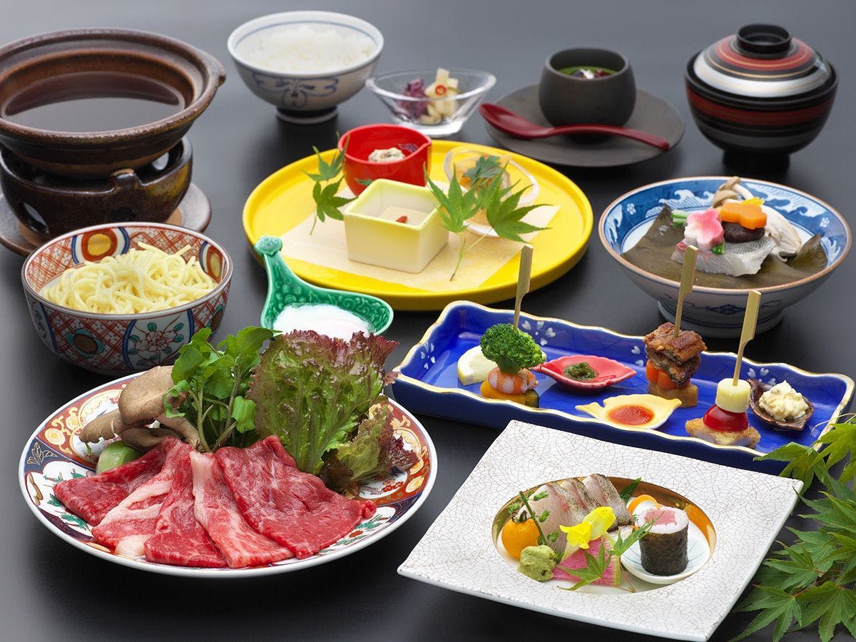 にっしょうかん新館　梅松鶴