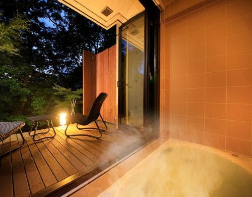 【半露天風呂付】和室（夜）