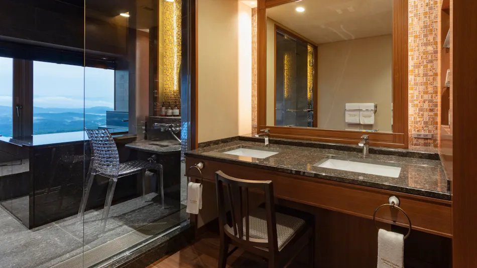 Akakura Kanko Hotel