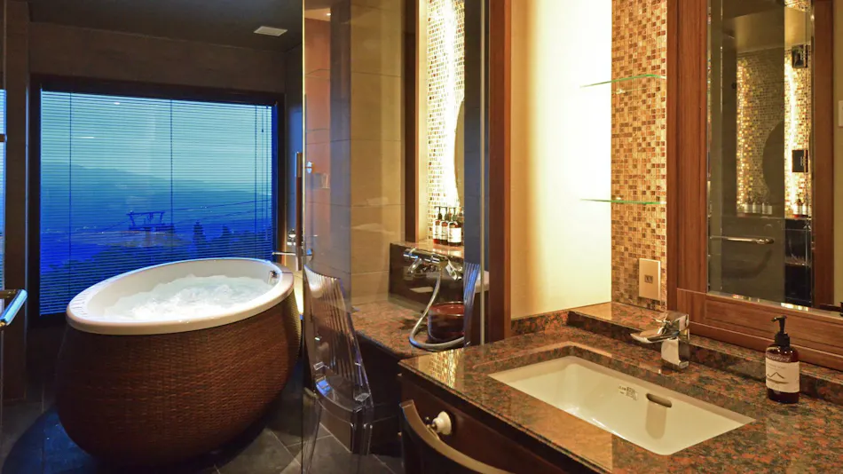 Akakura Kanko Hotel