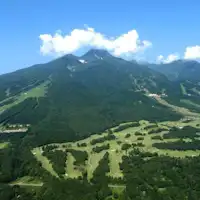 妙高山の中腹標高1000mに建つホテル