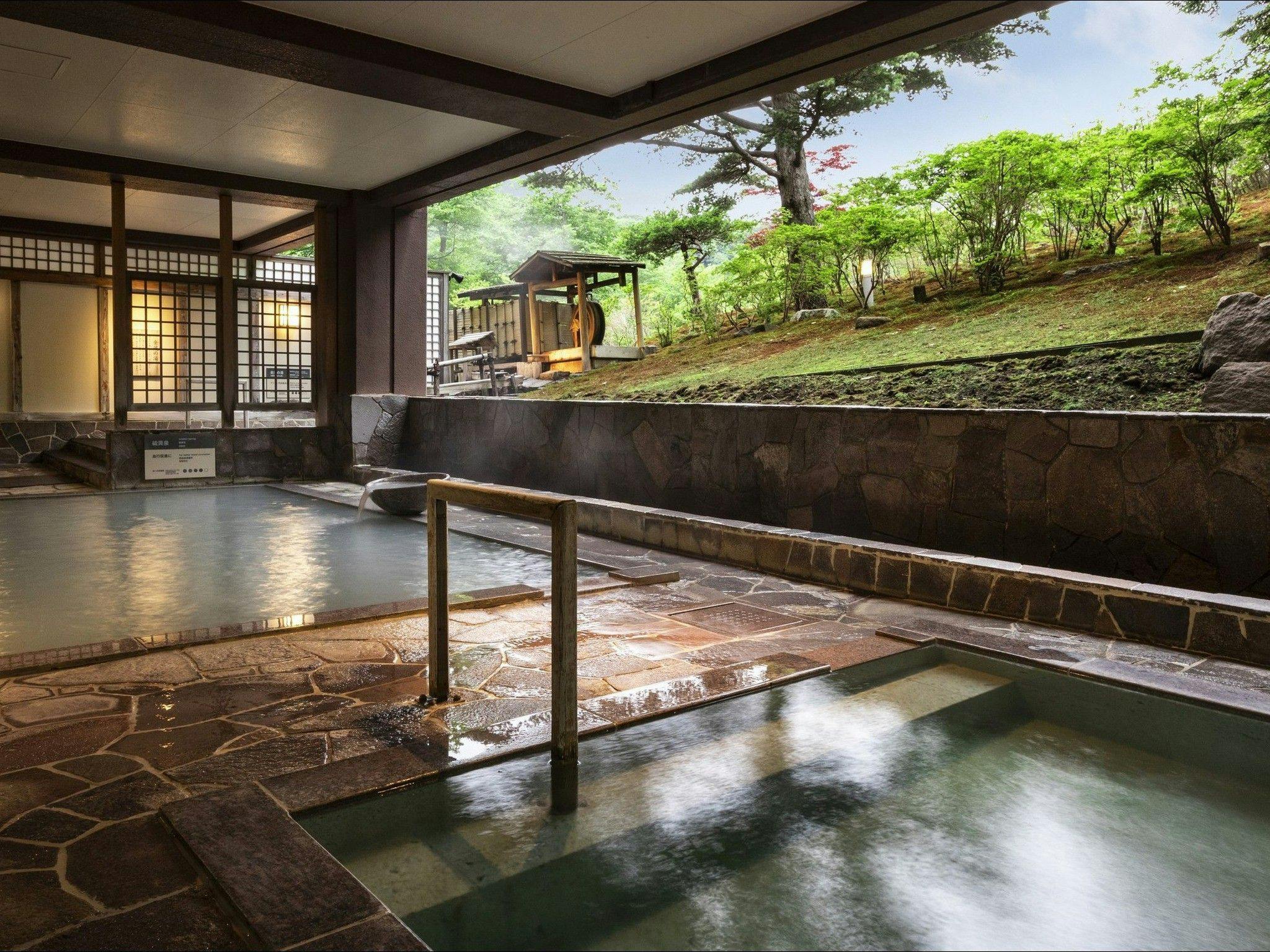 第一滝本館