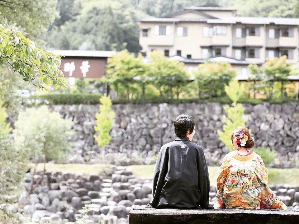 石苔亭いしだ