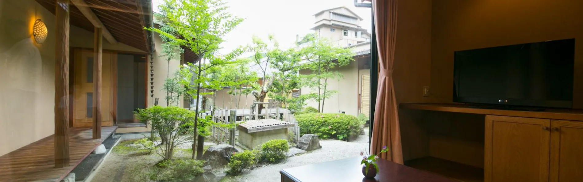 石苔亭いしだ