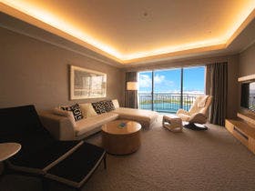 ラグナガーデンホテル