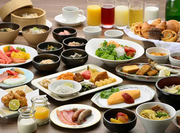<朝食バイキング盛付一例>