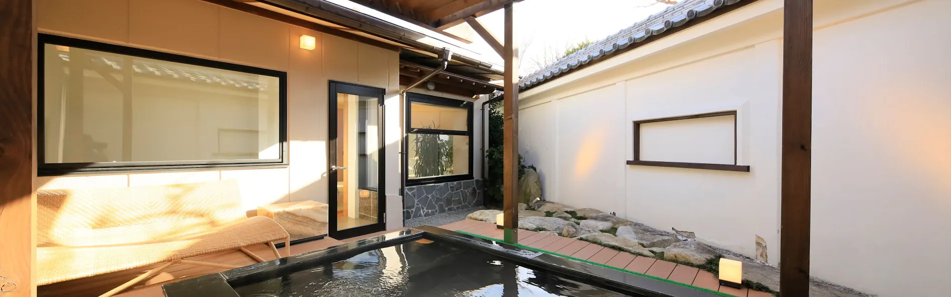 河口湖温泉寺 露天風呂の宿 夢殿