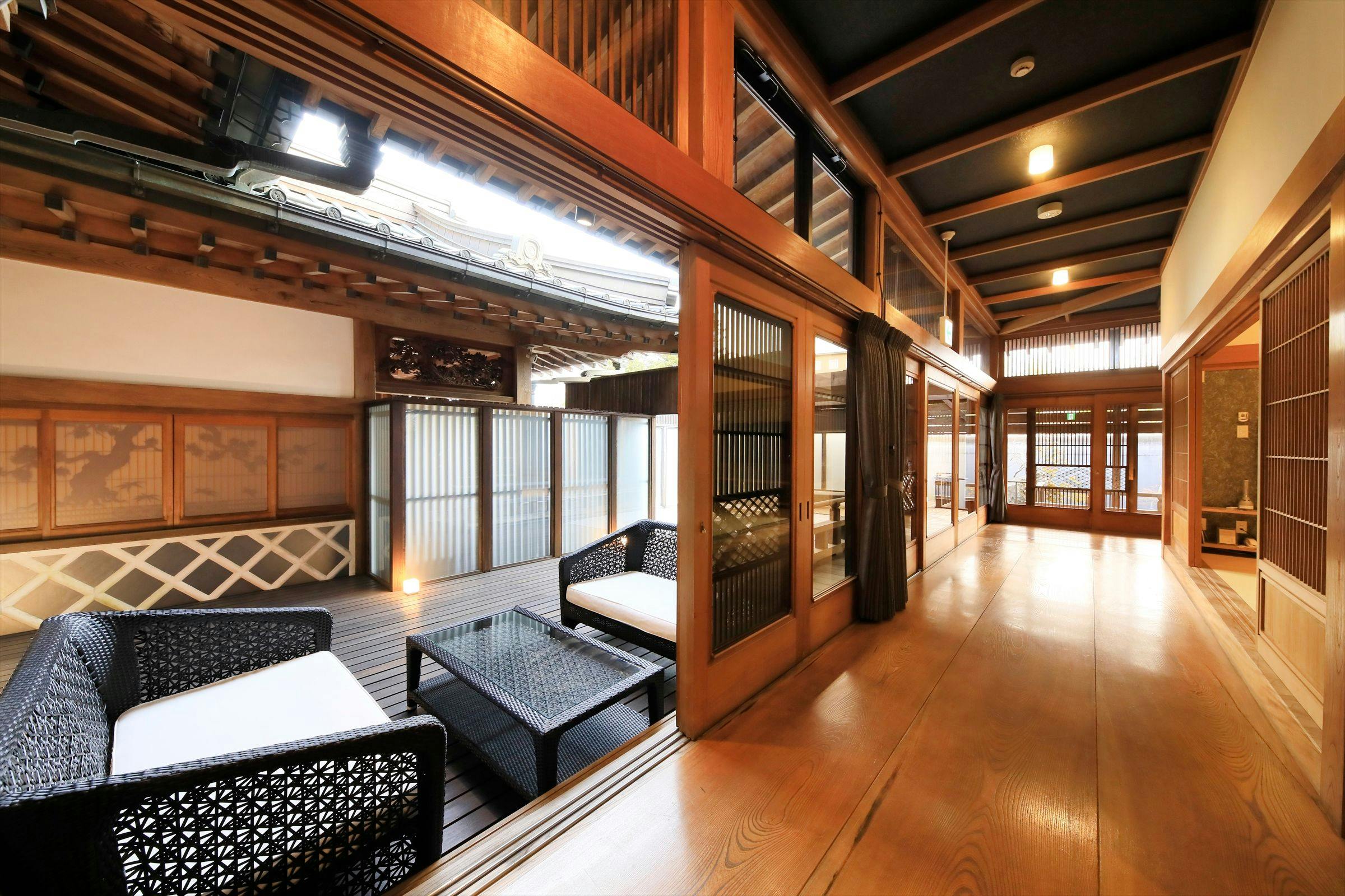 河口湖温泉寺　露天風呂の宿　夢殿