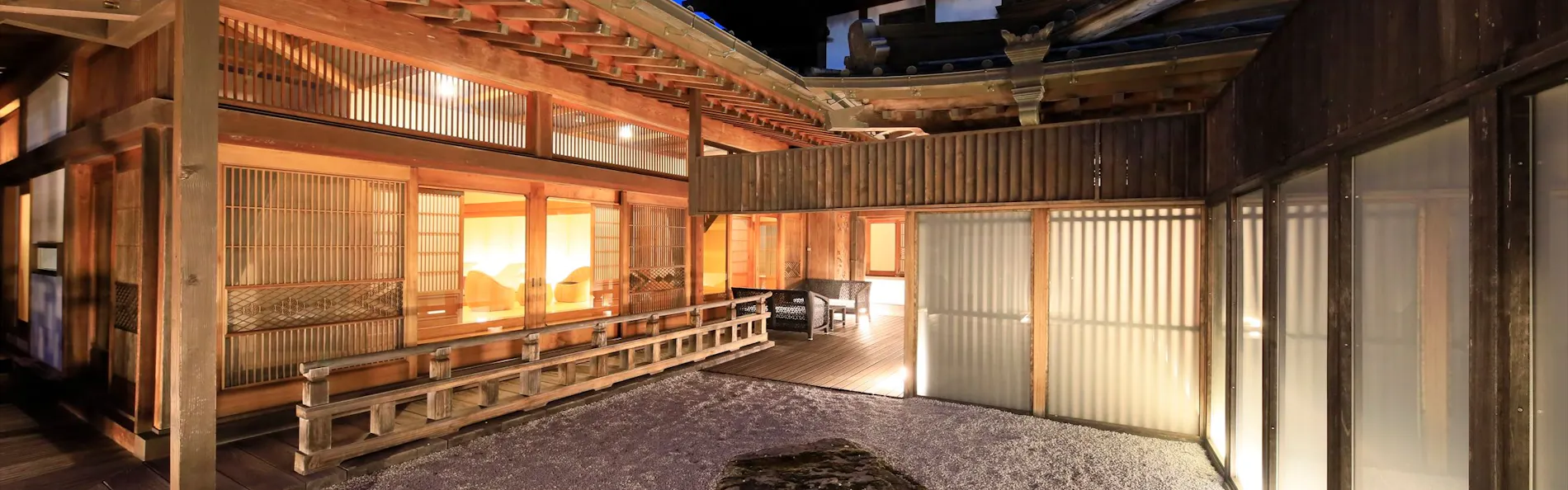 河口湖温泉寺 露天風呂の宿 夢殿