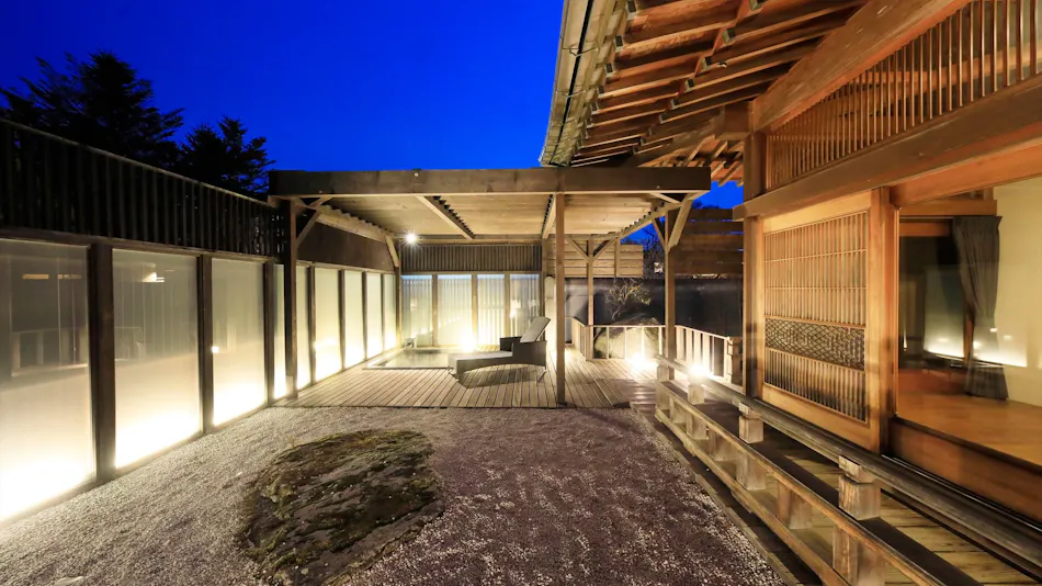 Kawaguchiko Onsenji Yumedono Ryokan with Open-Air Bath