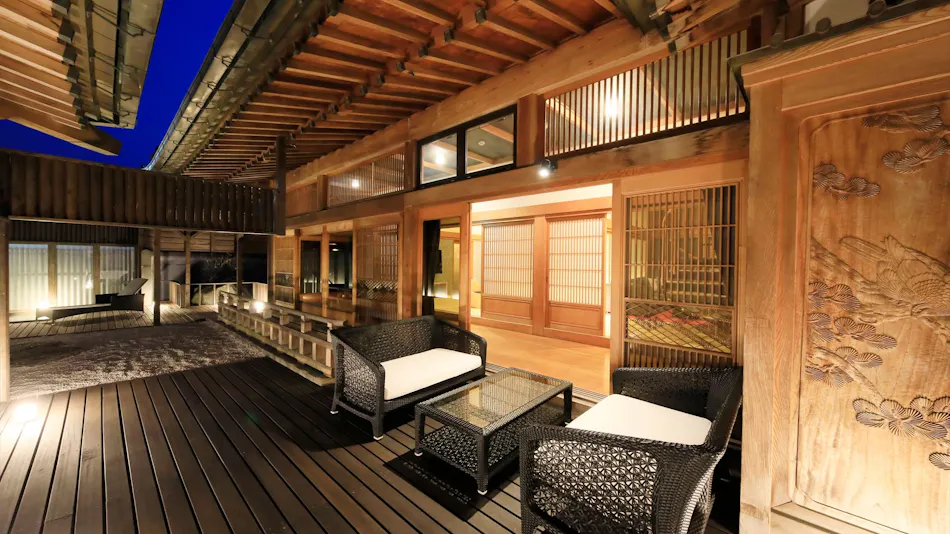Kawaguchiko Onsenji Yumedono Ryokan with Open-Air Bath