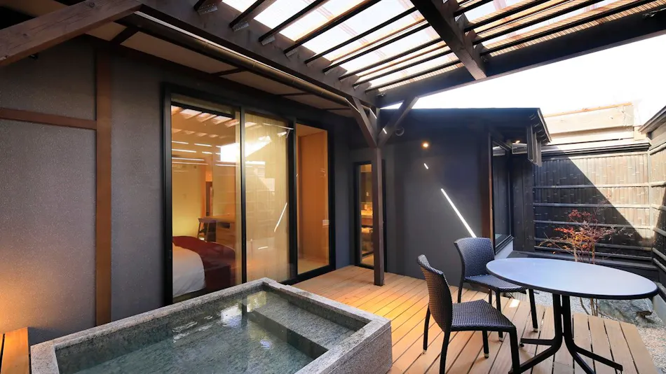 Kawaguchiko Onsenji Yumedono Ryokan with Open-Air Bath