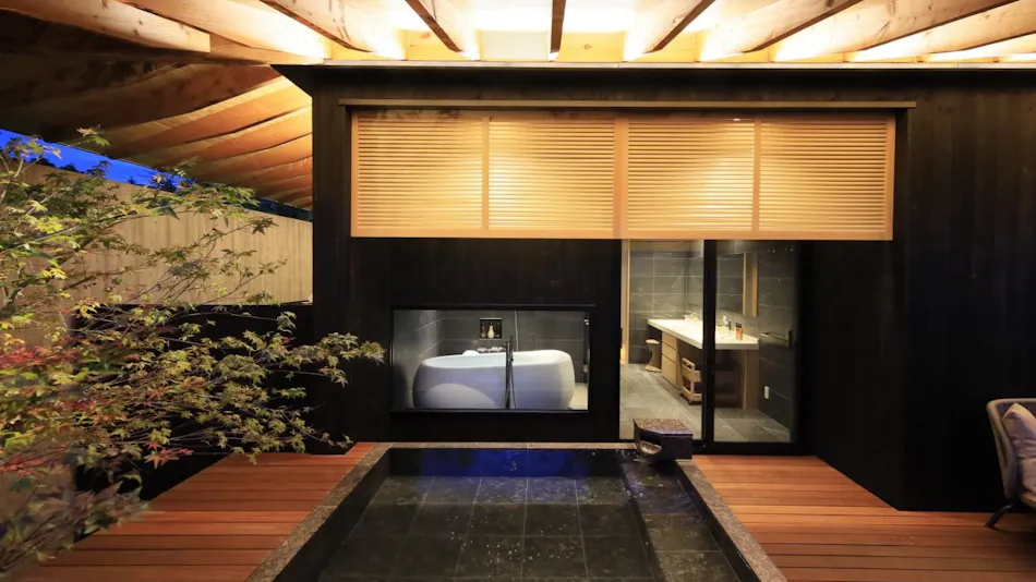 Kawaguchiko Onsenji Yumedono Ryokan with Open-Air Bath