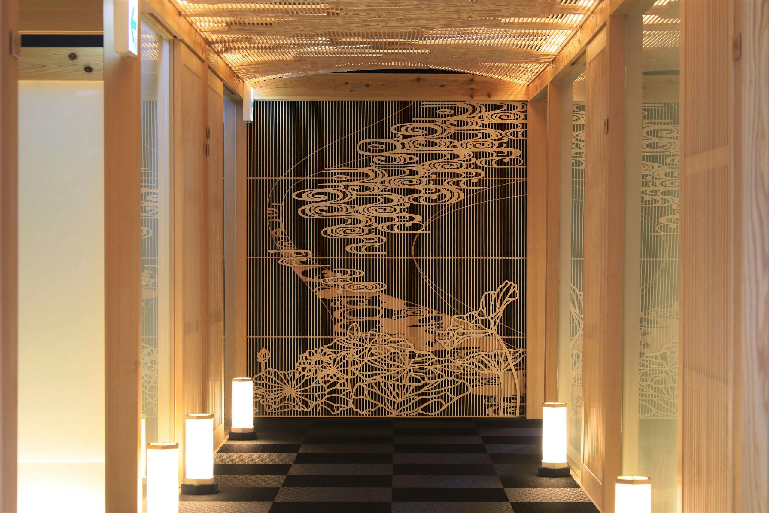 個室お食事処ｴﾝﾄﾗﾝｽ