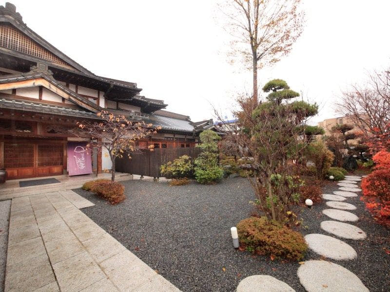 河口湖温泉寺　露天風呂の宿　夢殿