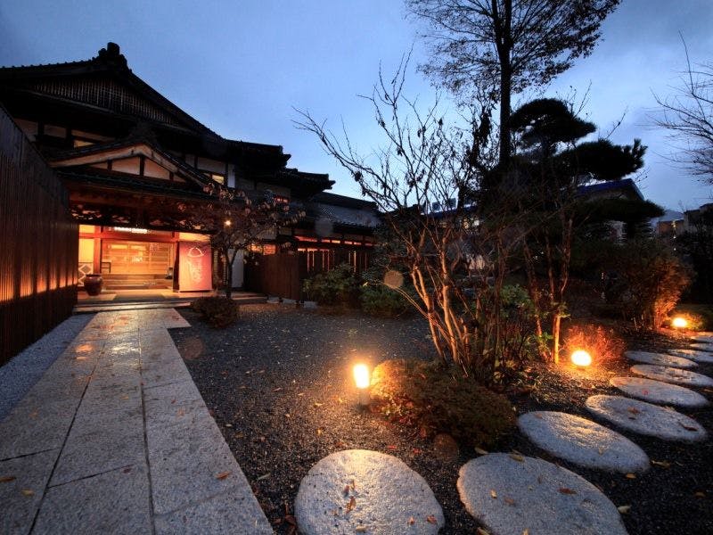 河口湖温泉寺　露天風呂の宿　夢殿