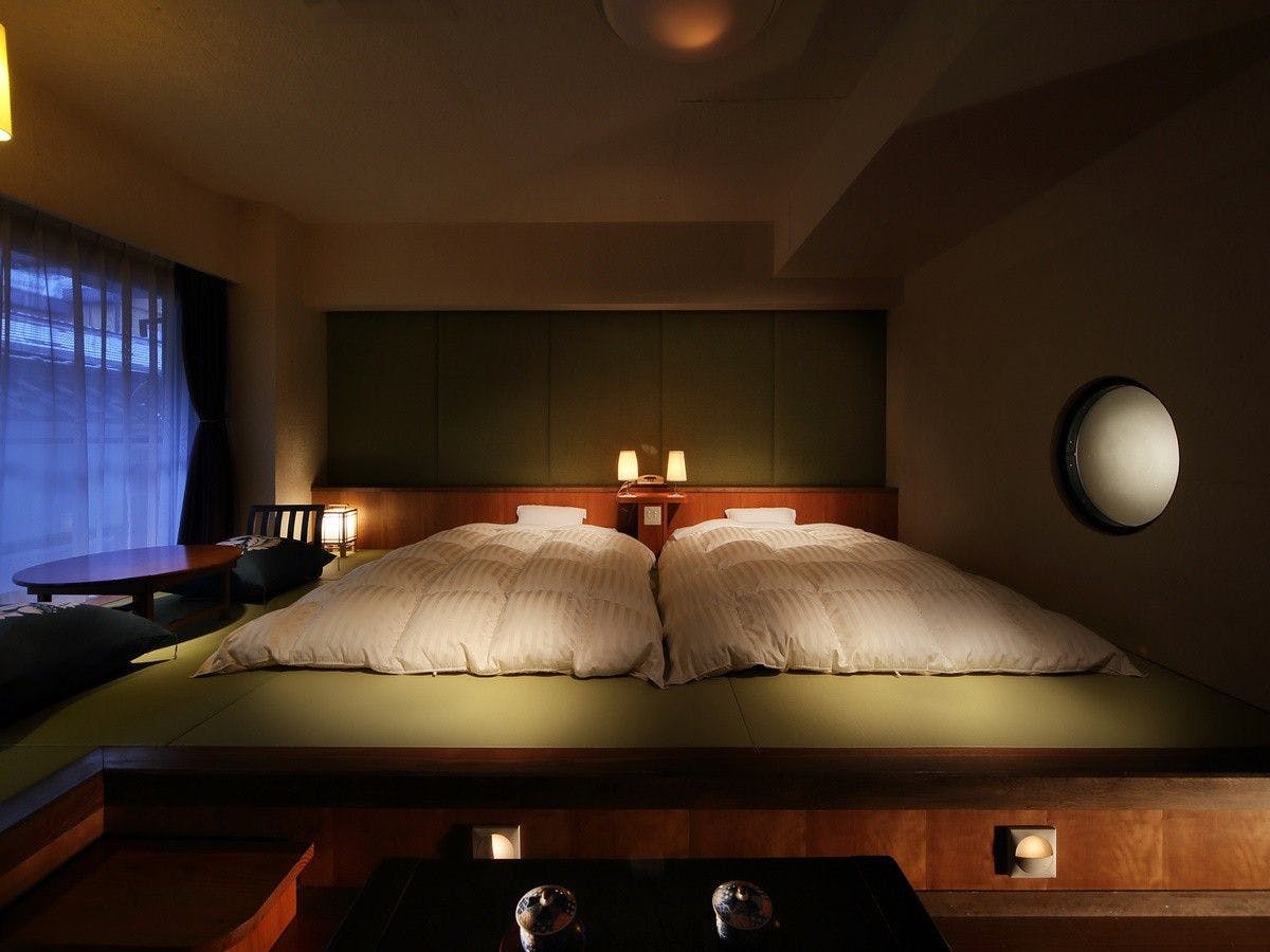 【สไตล์ญี่ปุ่นโมเดิร์น】ห้องพักพร้อมเตียงต่ำบนเสื่อทาทามิ