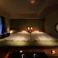 【สไตล์ญี่ปุ่นโมเดิร์น】ห้องพักพร้อมเตียงต่ำบนเสื่อทาทามิ