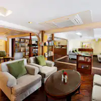 เลานจ์ห้องสมุดผีเสื้อ