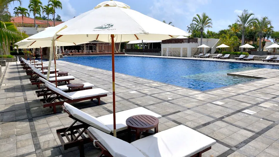 Kanucha Bay Hotel & Villas