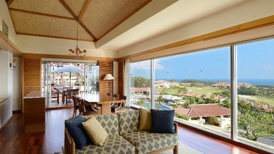 Kanucha Bay Hotel & Villas