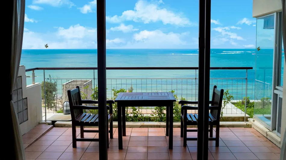 Kanucha Bay Hotel & Villas