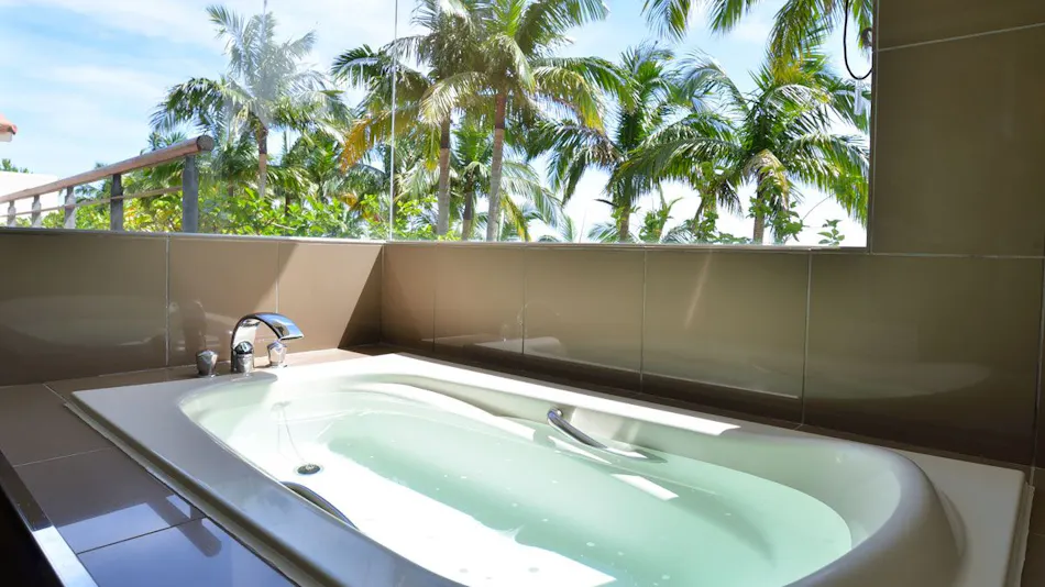 Kanucha Bay Hotel & Villas