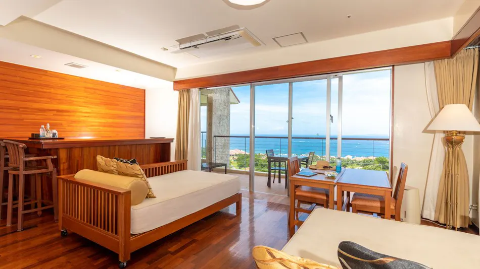 Kanucha Bay Hotel & Villas